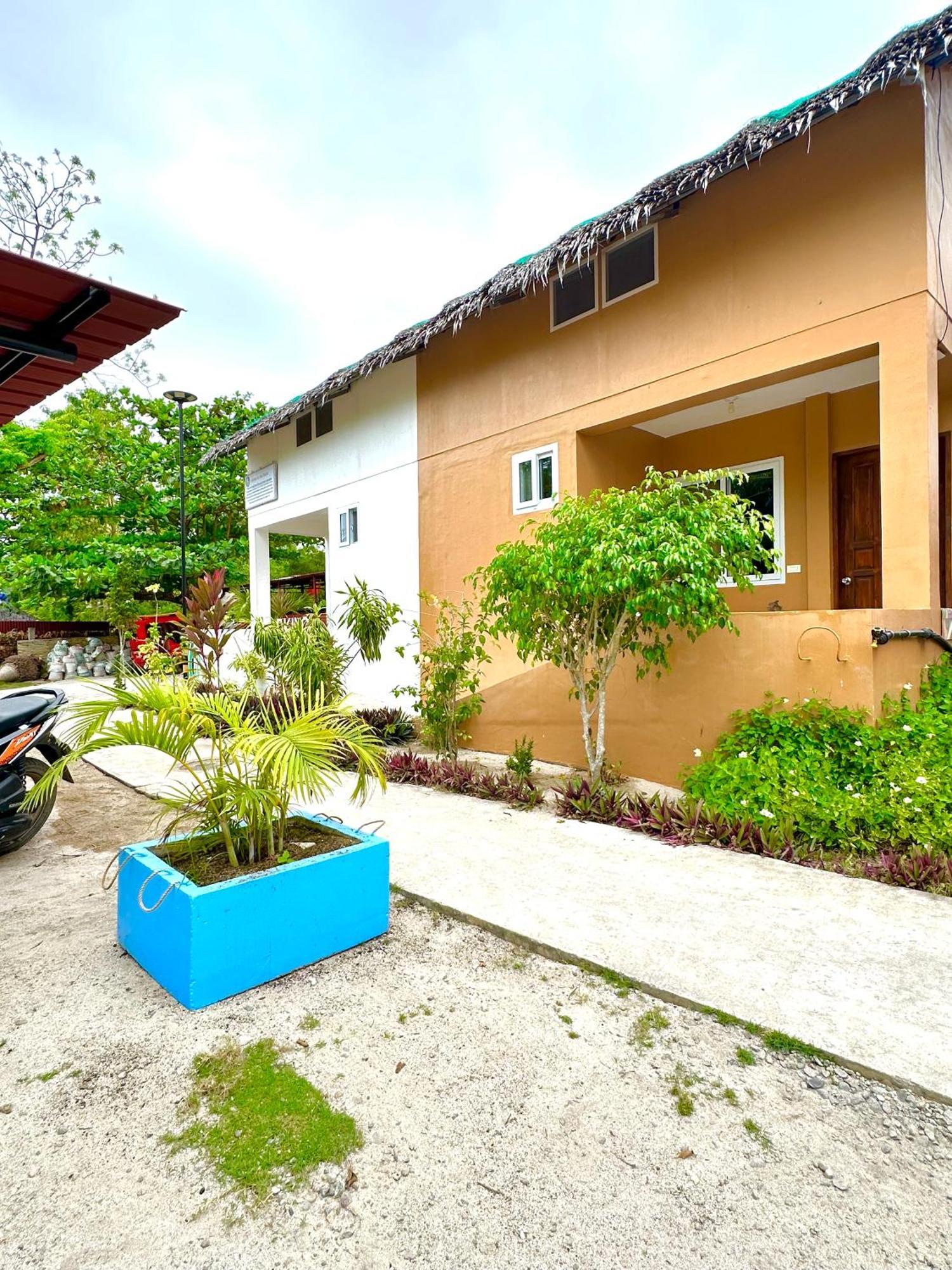 In Dai Aquasports And Beach Resort Santa Fe  Exterior foto